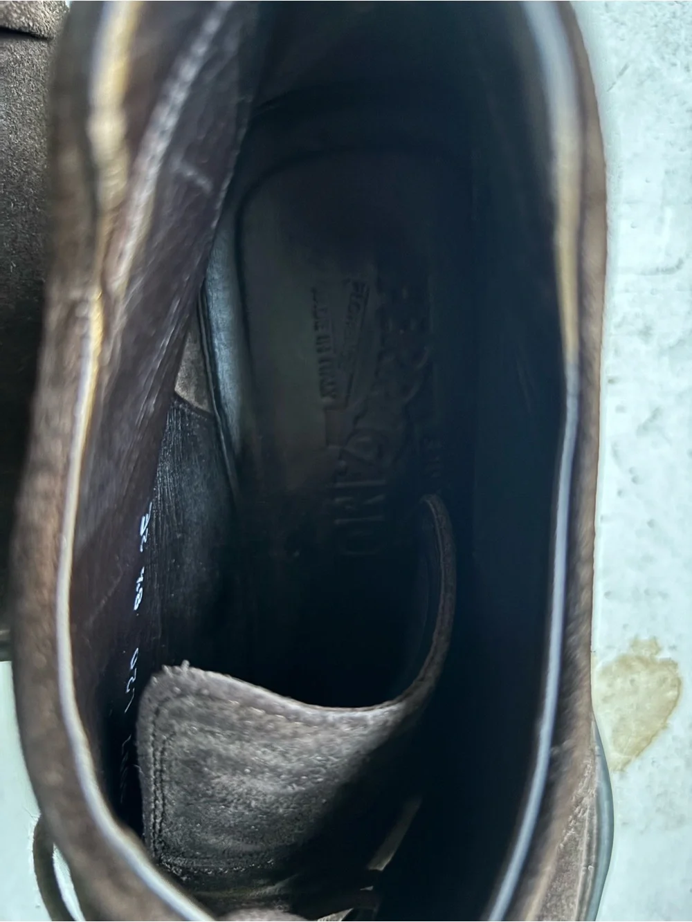 Salvatore Ferragamo Men's Dark Brown Suede Chukka  Made  in Italy 8.5 2E